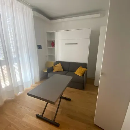 Paoli * Μιλάνο