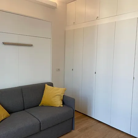 Paoli * Μιλάνο